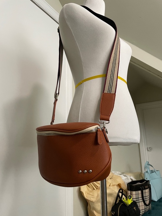Handbags - Brown Pebbled vegan Leather Crossbody Bag with Adjustable Strap